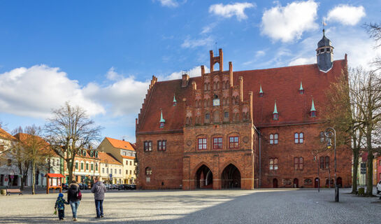 HOTEL ALTE FÖRSTEREI KLOSTER ZINNA (B&B) Jüterbog